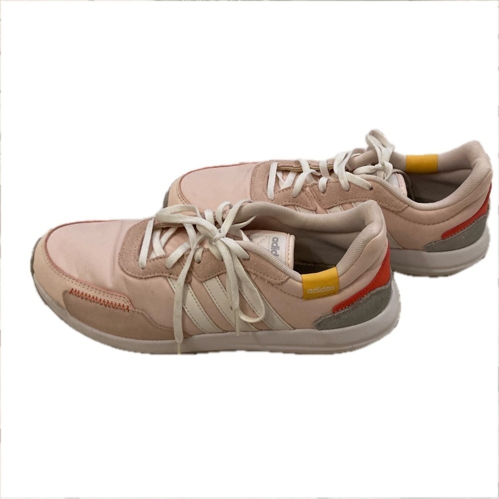 Adidas Retrorun tennis shoes in Pink Tint. Like new.